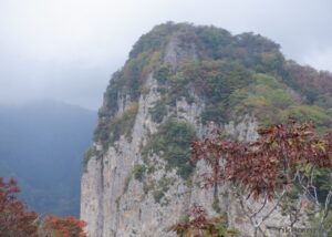 立岩東峰から見る立岩