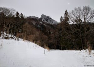 冬の御荷鉾スーパー林道と烏帽子岳