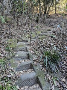 小鹿野アルプス登山道